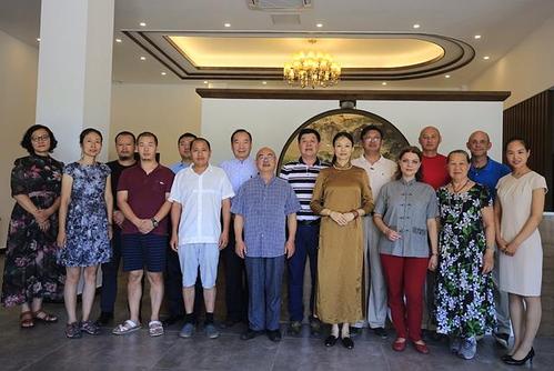 中俄美文化藝術(shù)民間交流活動(dòng)在江西蓮廬山莊舉辦